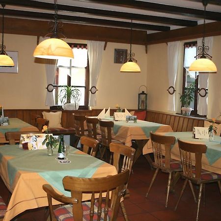Landhotel Vierjahreszeiten Bad Königshofen im Grabfeld Buitenkant foto